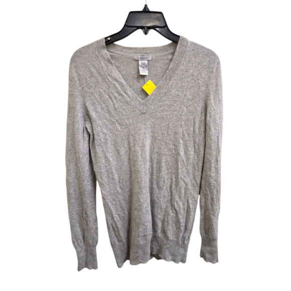 NWOT M Gray Gap Sweater - Picture 1 of 1